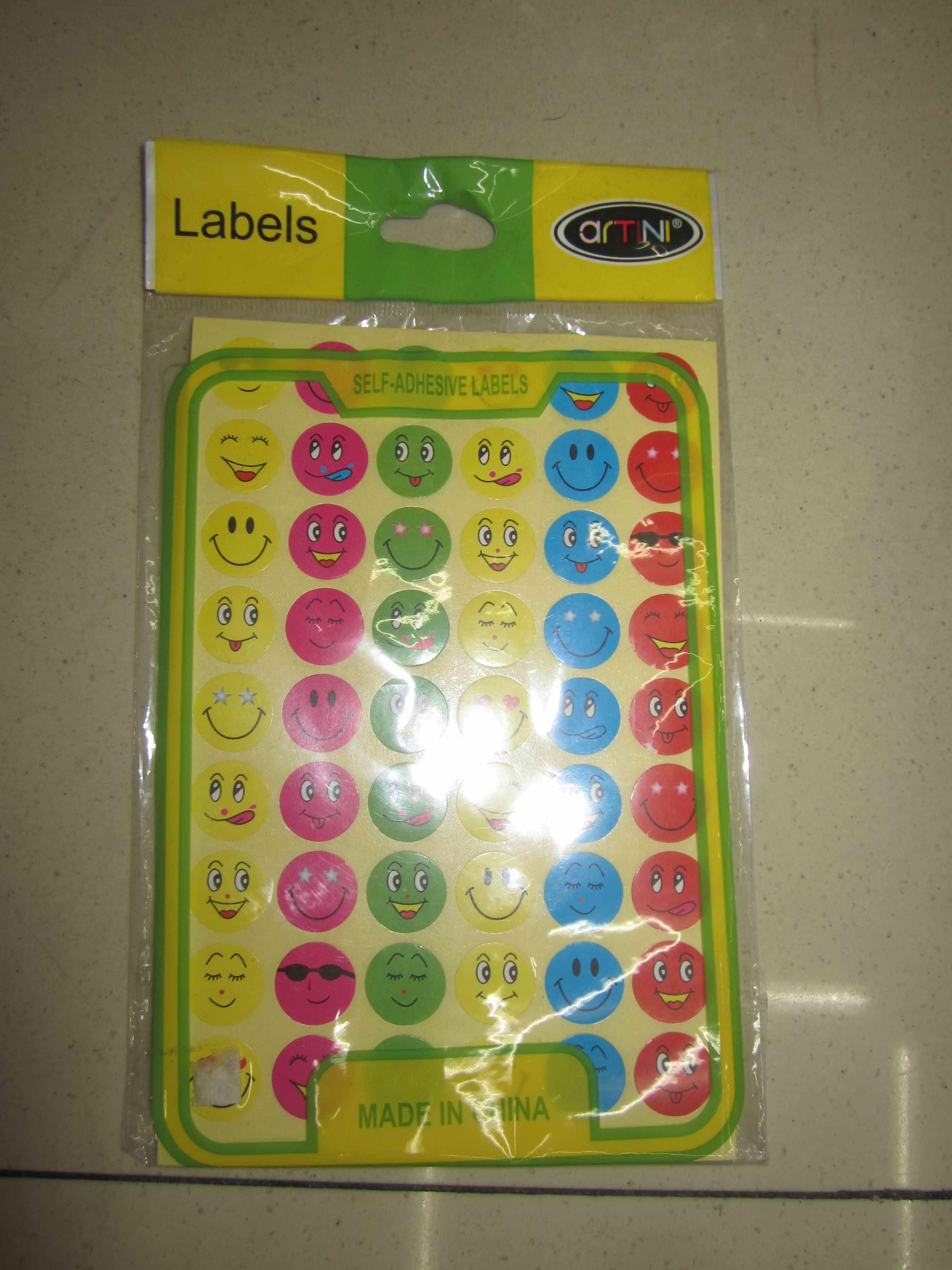 E16L;smile face stick