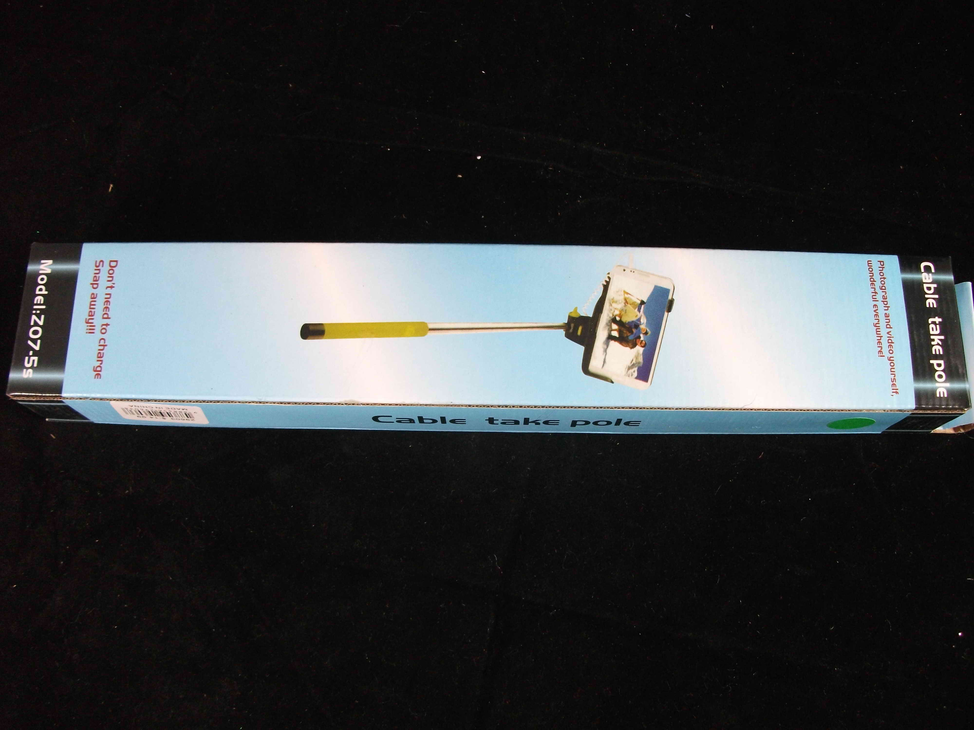 D6L,selfie stick