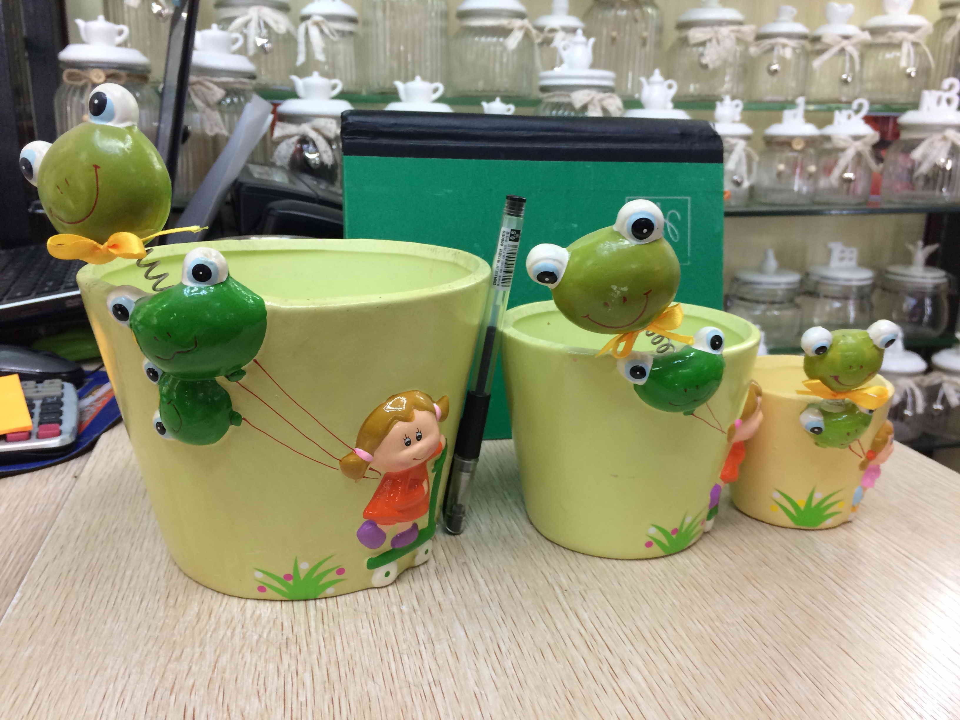 E16H, Frog Pot S3 11*9cm