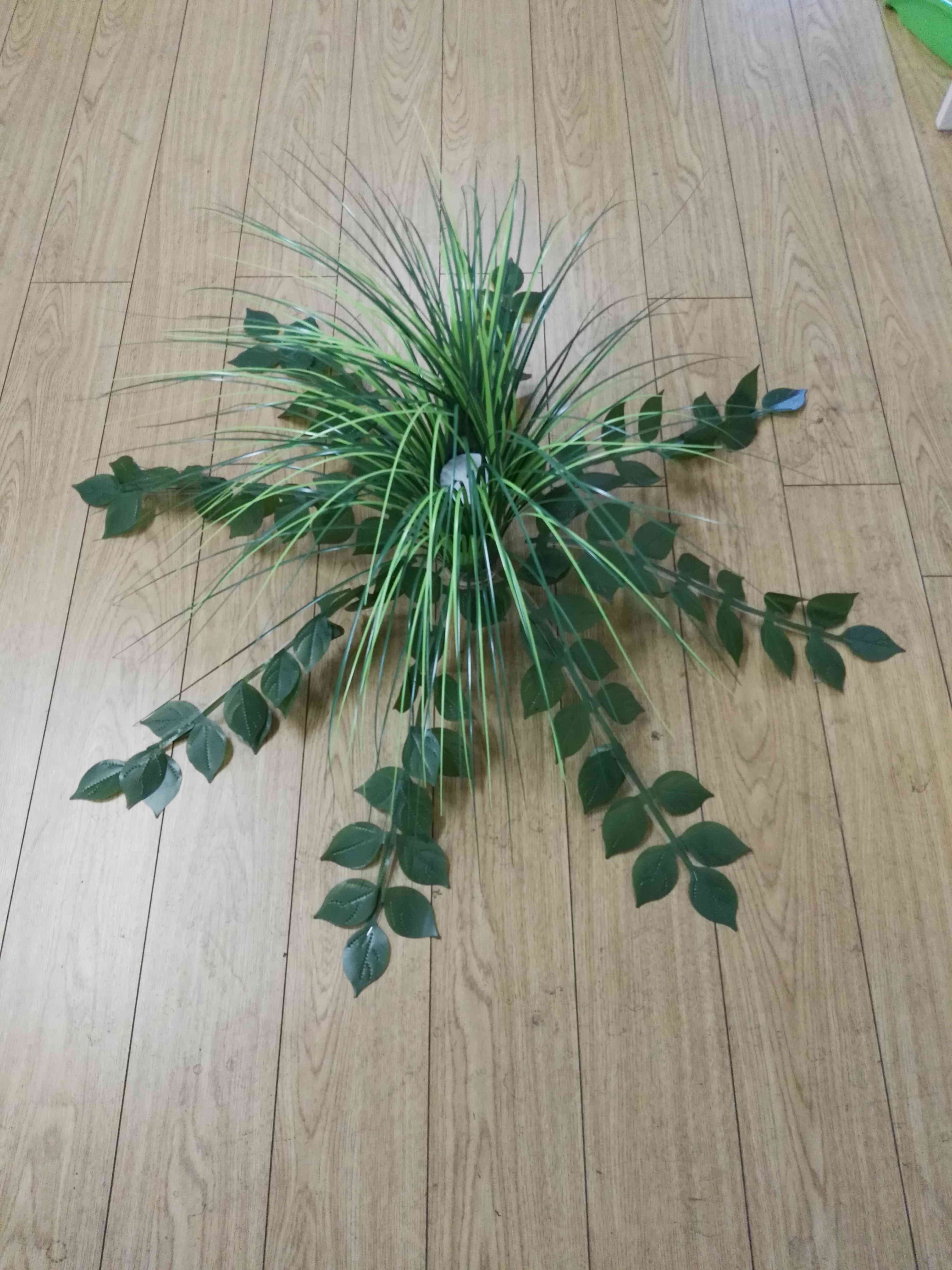 F13M, artificial plant