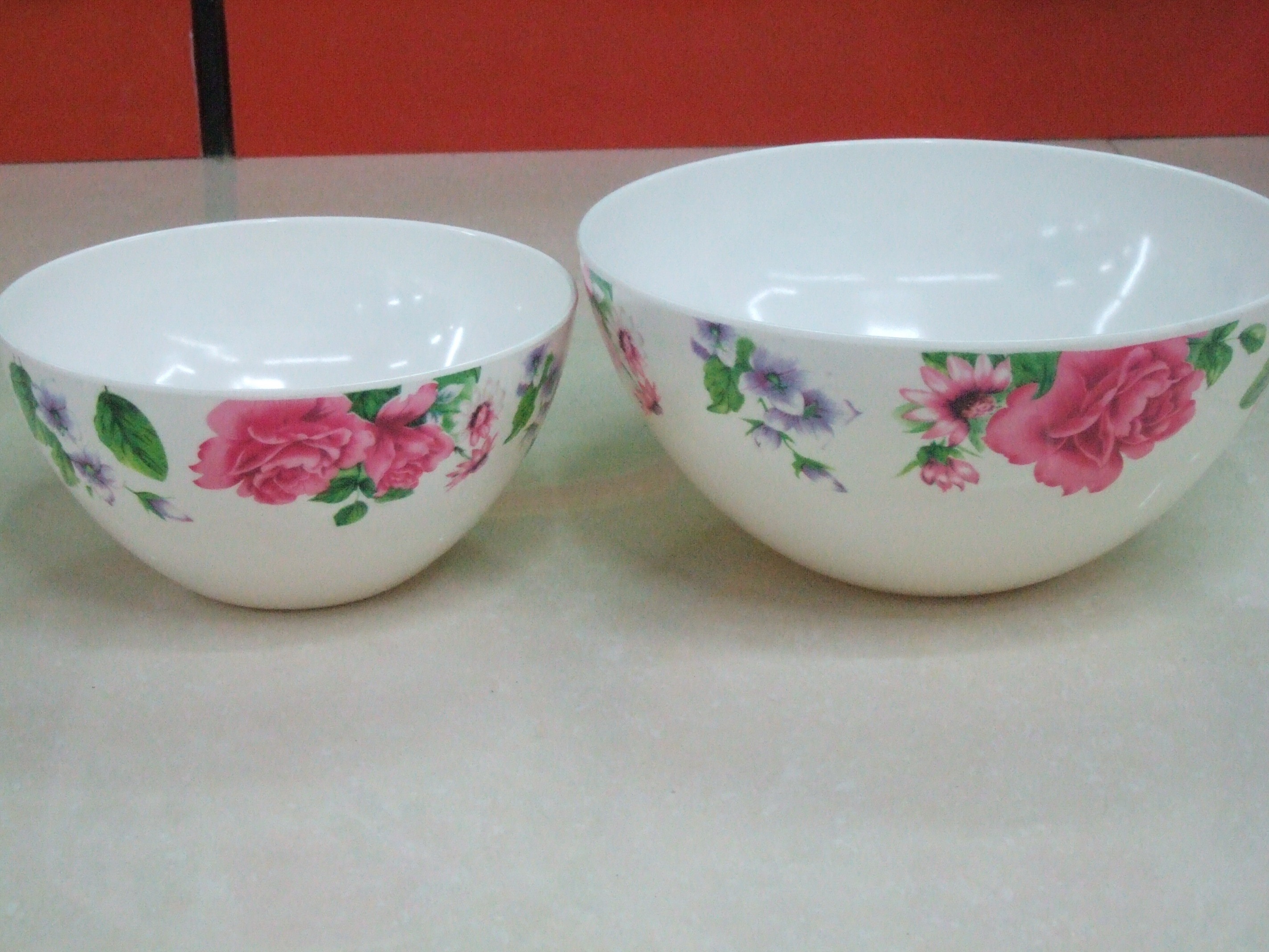 bowl(XL)(right in pic)