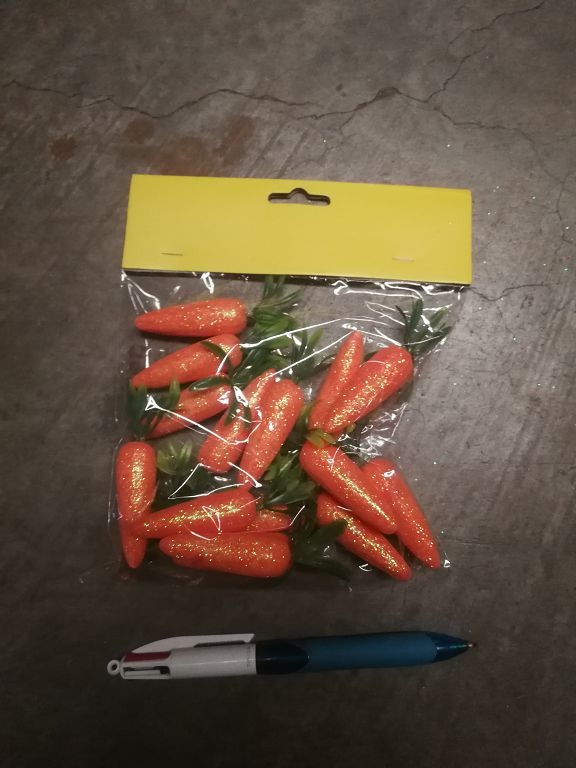 57329, Easter carrot 15pc