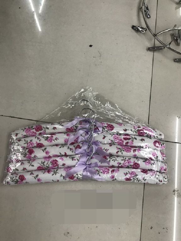 B6L, 57613, cloth hanger 5pcs flower