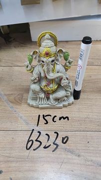 B7M, 63230, Ganesha sitting sculpture 15cm