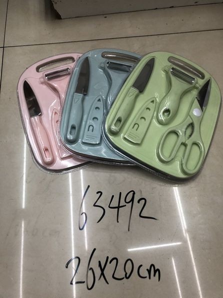 63492, 26*20cm chop board knife peeler & scissors set