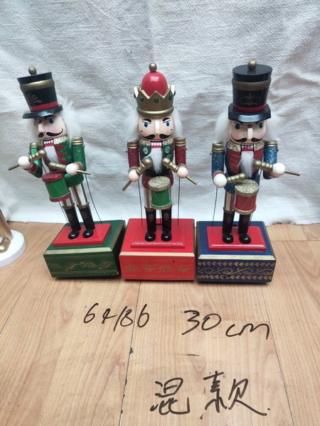 25X29, 64186, Xmas nut cracker dolls 30cm