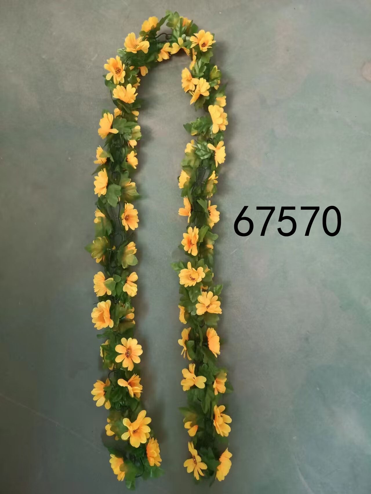 C19M, 67570, sunflower rattan 2m 60 heads