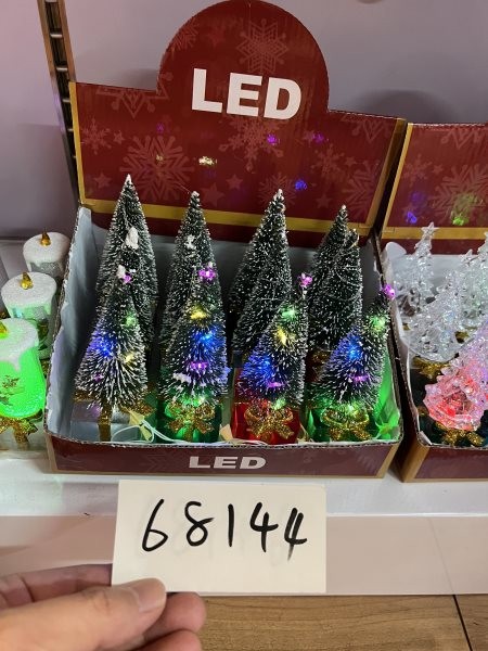 23X25, 68144, Xmas Pine Tree Table Size With Light