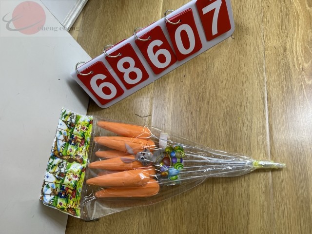 26E2 4, 68607, Easter Carrot 8pcs