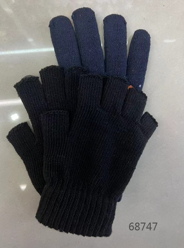 lvl2, 68747, Hlaf-finger Gloves Male 19cm