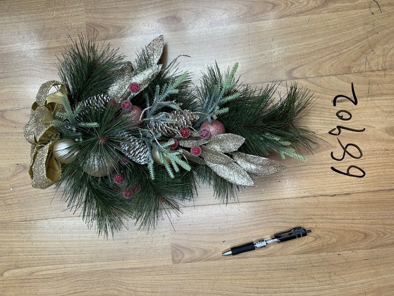 25X3, 68902, Xmas Door Swag 45cm
