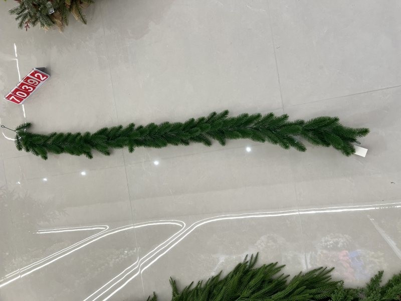 70392, Christmas Garland 1.8m