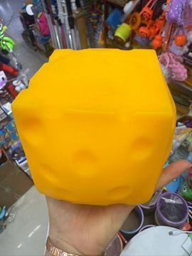 70960, Squishy Cube Cheese 11cm