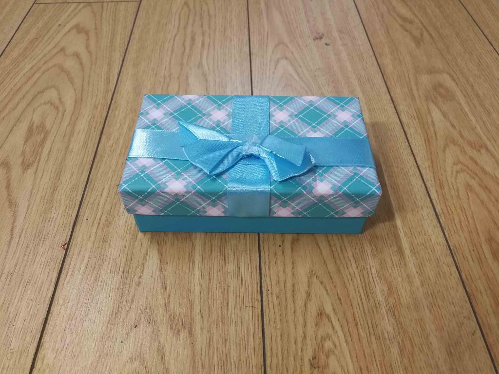 D6M, gift box 2pc