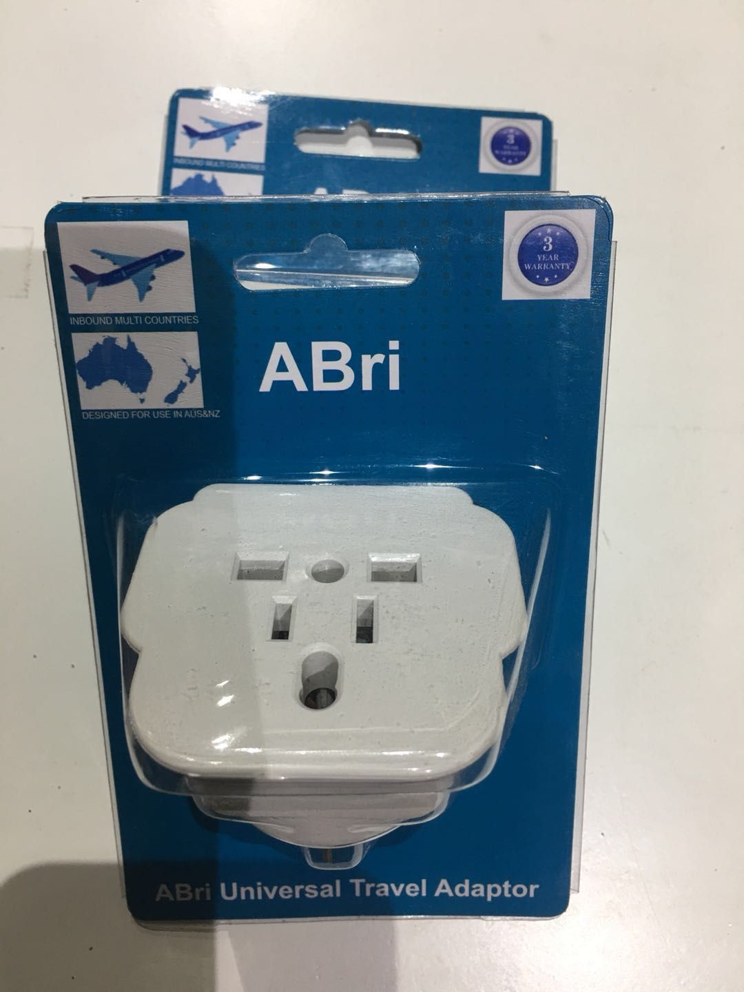 F1L, ABri universal travel adaptor