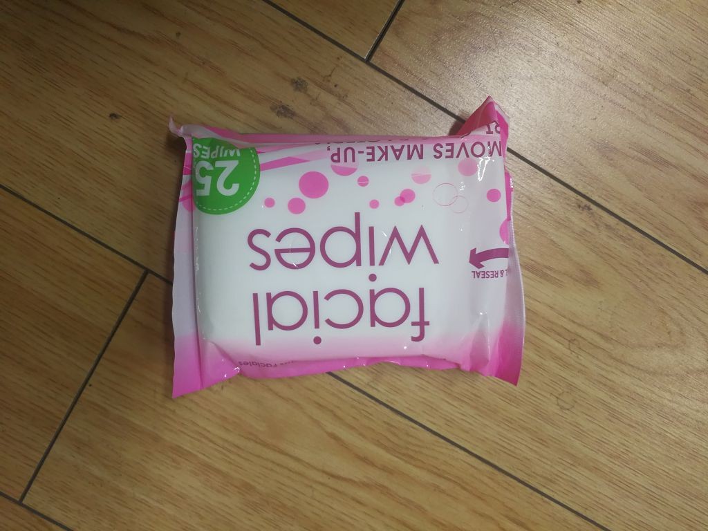 FACIAL WIPES 25PC x 2PACKS
