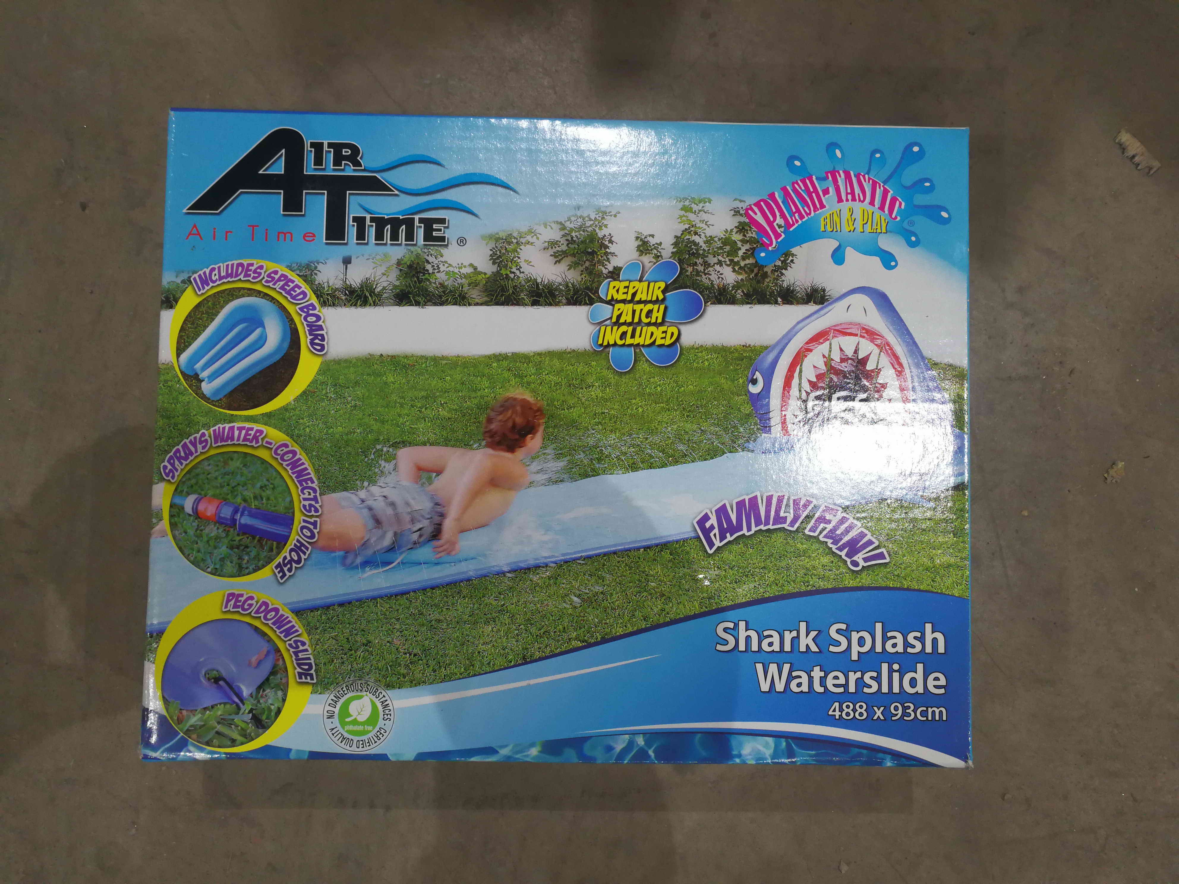SHARK SPLASH WATER SLIDE WITH