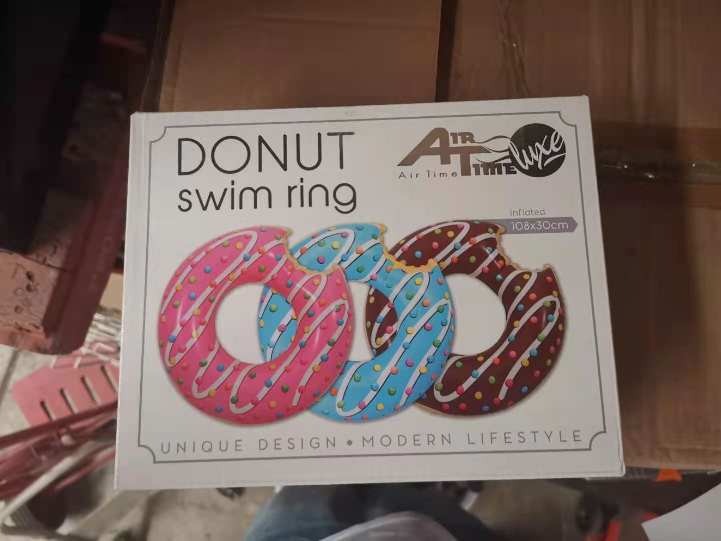 J3M, AT6135E, CHOCOLATE GLAZED DONUT W/BITE
