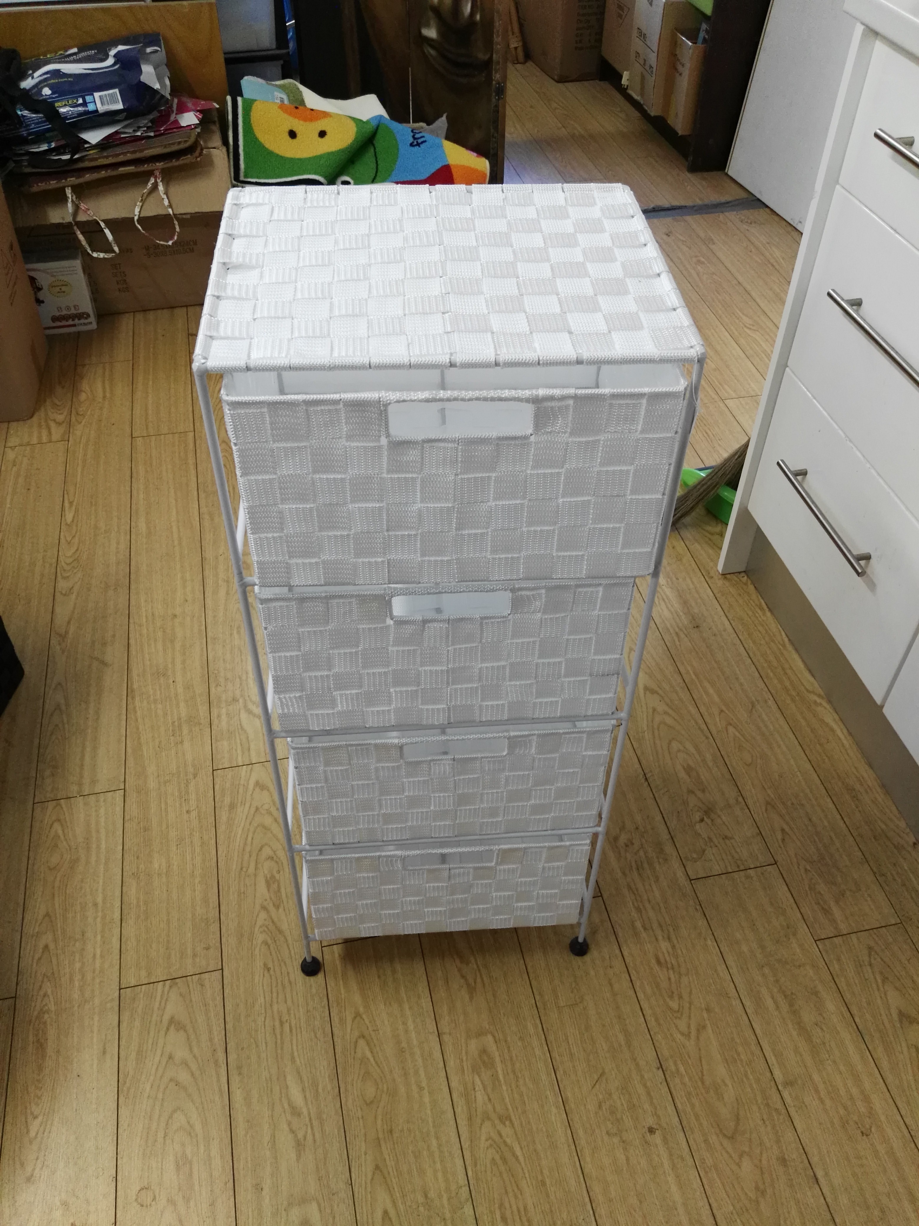 white DYT13601
