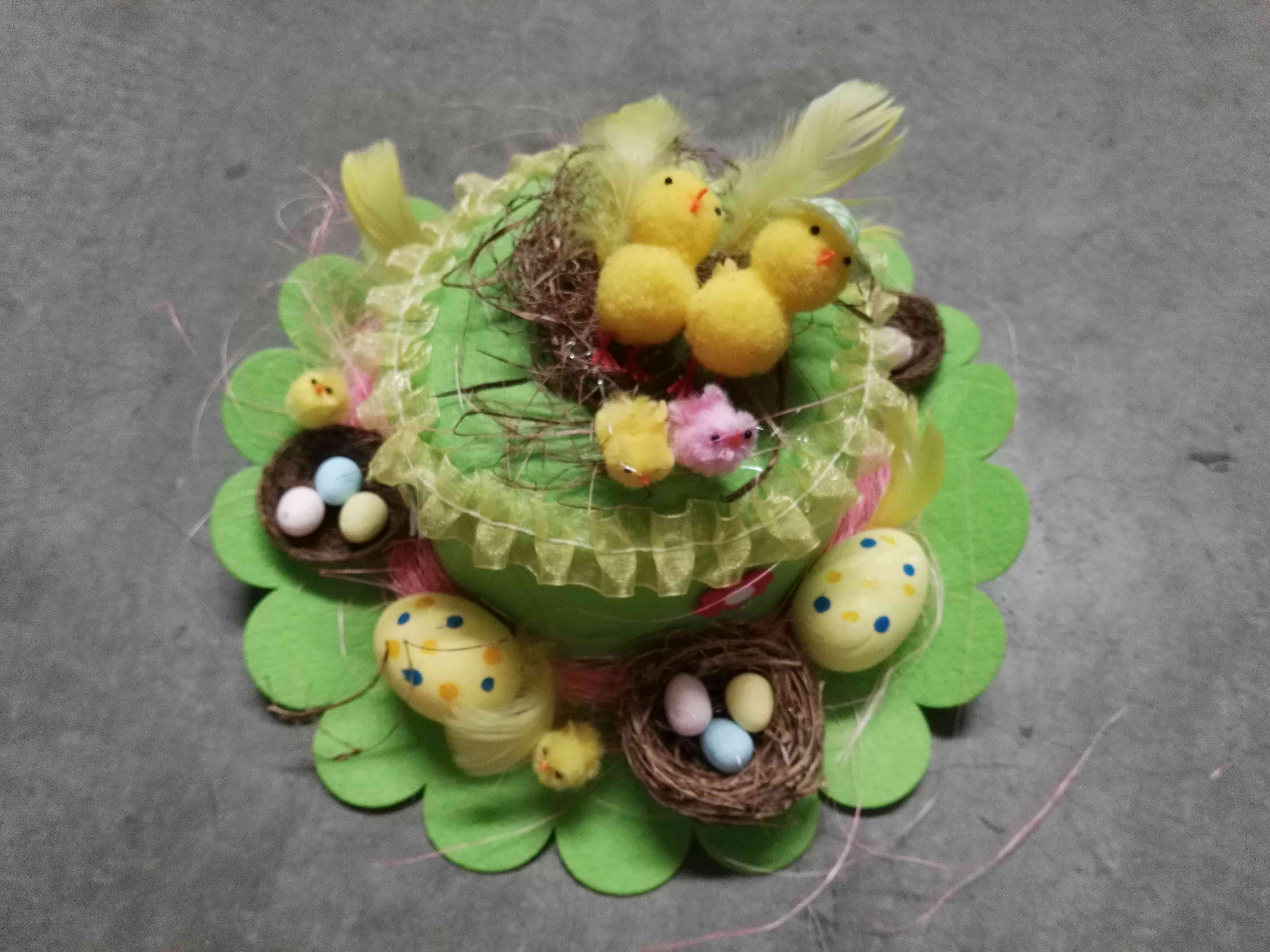 Easter Hat With Accessories