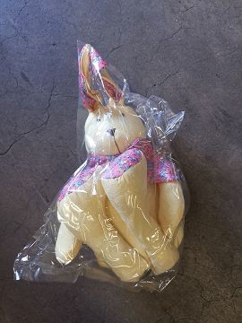 26E1, EA0347, EASTER SITTING BUNNY ORNAMENTS