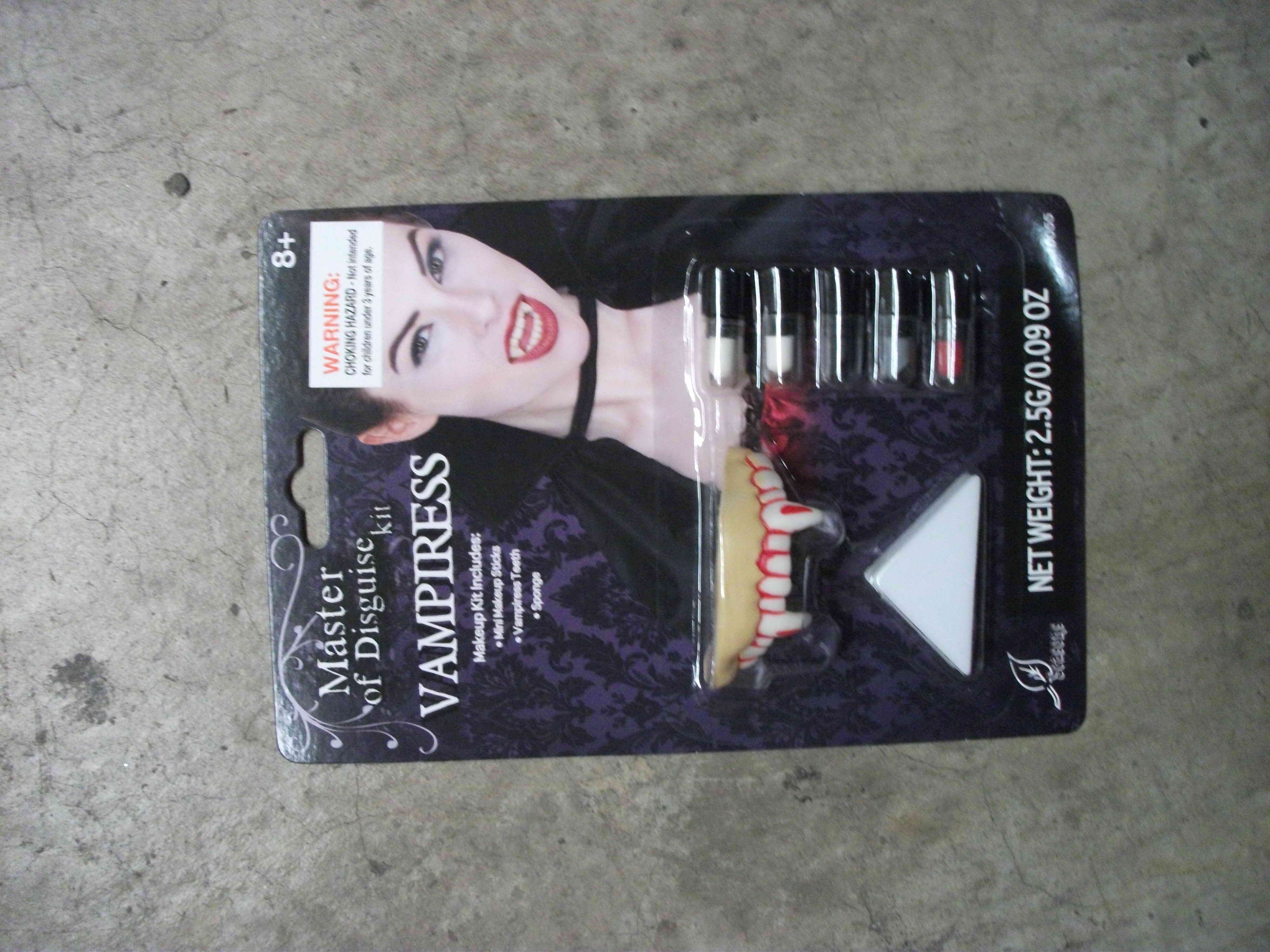 character make-up kit w/accy