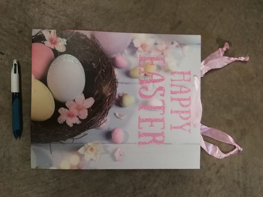 GB-2125, Easter Bag M
