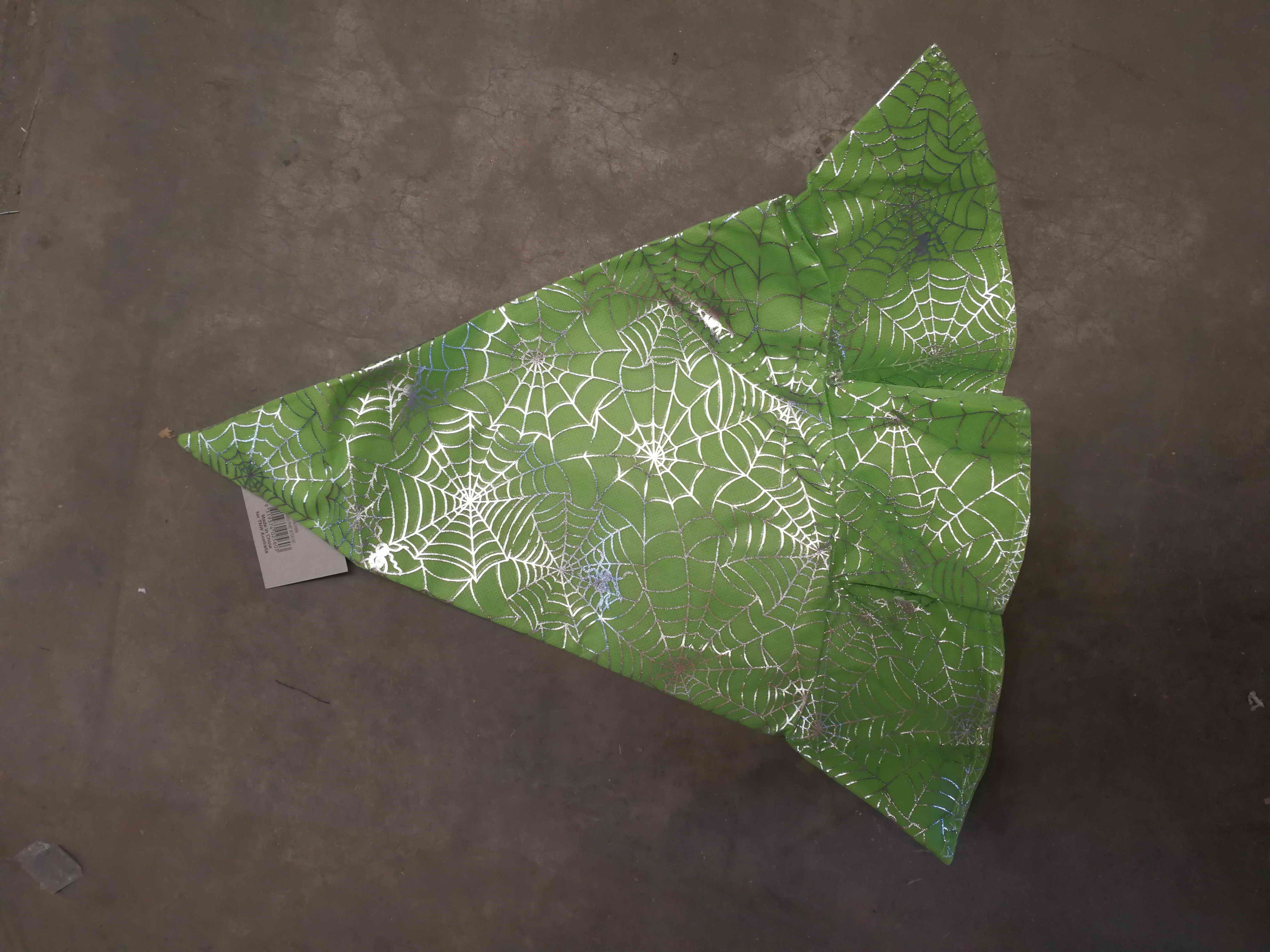 $1.5 WEB PRINT WITCH HAT 4 ASSTD (33CM)