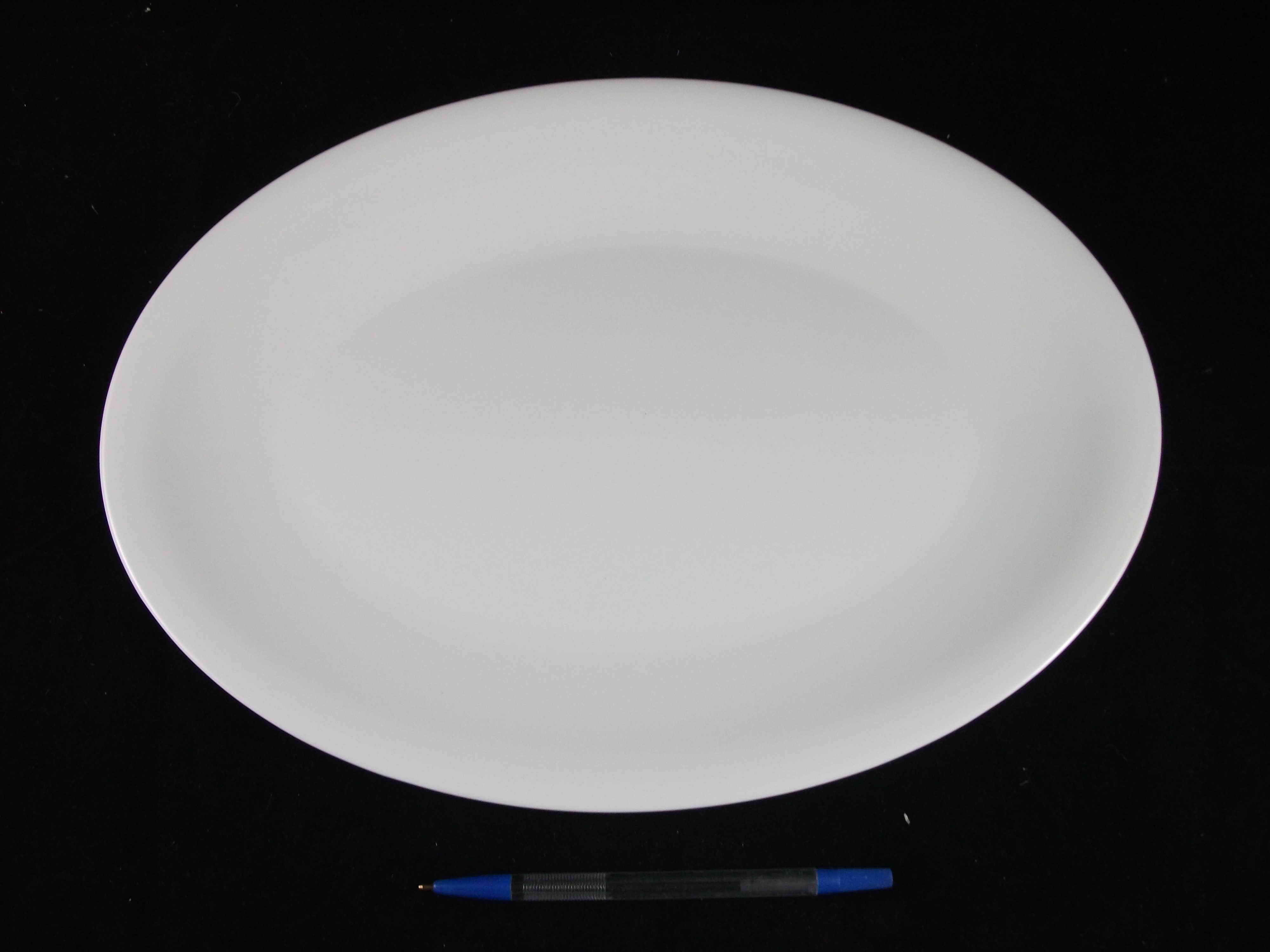 MELAMINE OVAL PLATE 35cm WHT