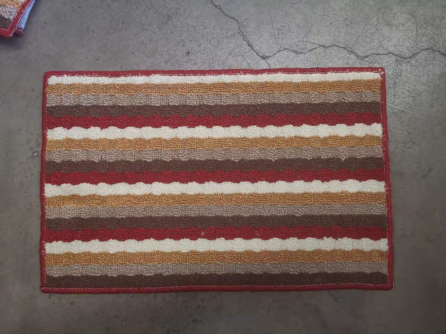 LS1019, mat 77x115