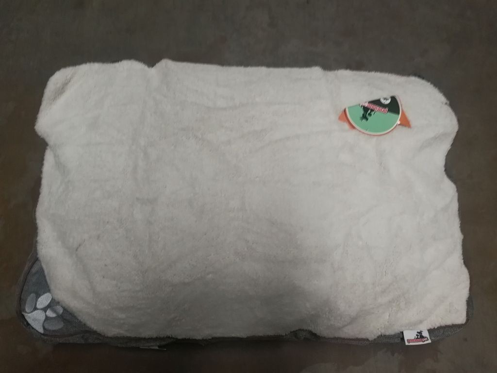 PE034436, Pet Bed Sherpa Flat Med 50x75c