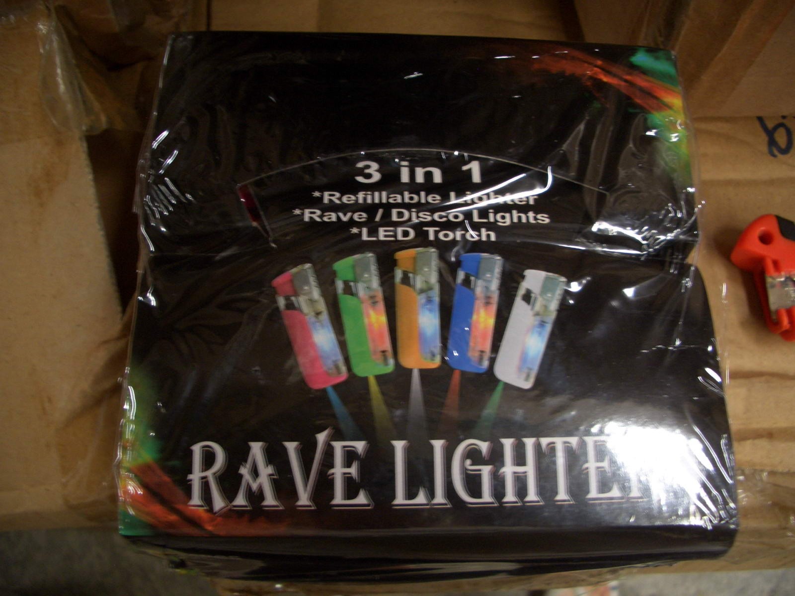 C12L,$0,Lighter - 3 in 1 "Rave Lighter"