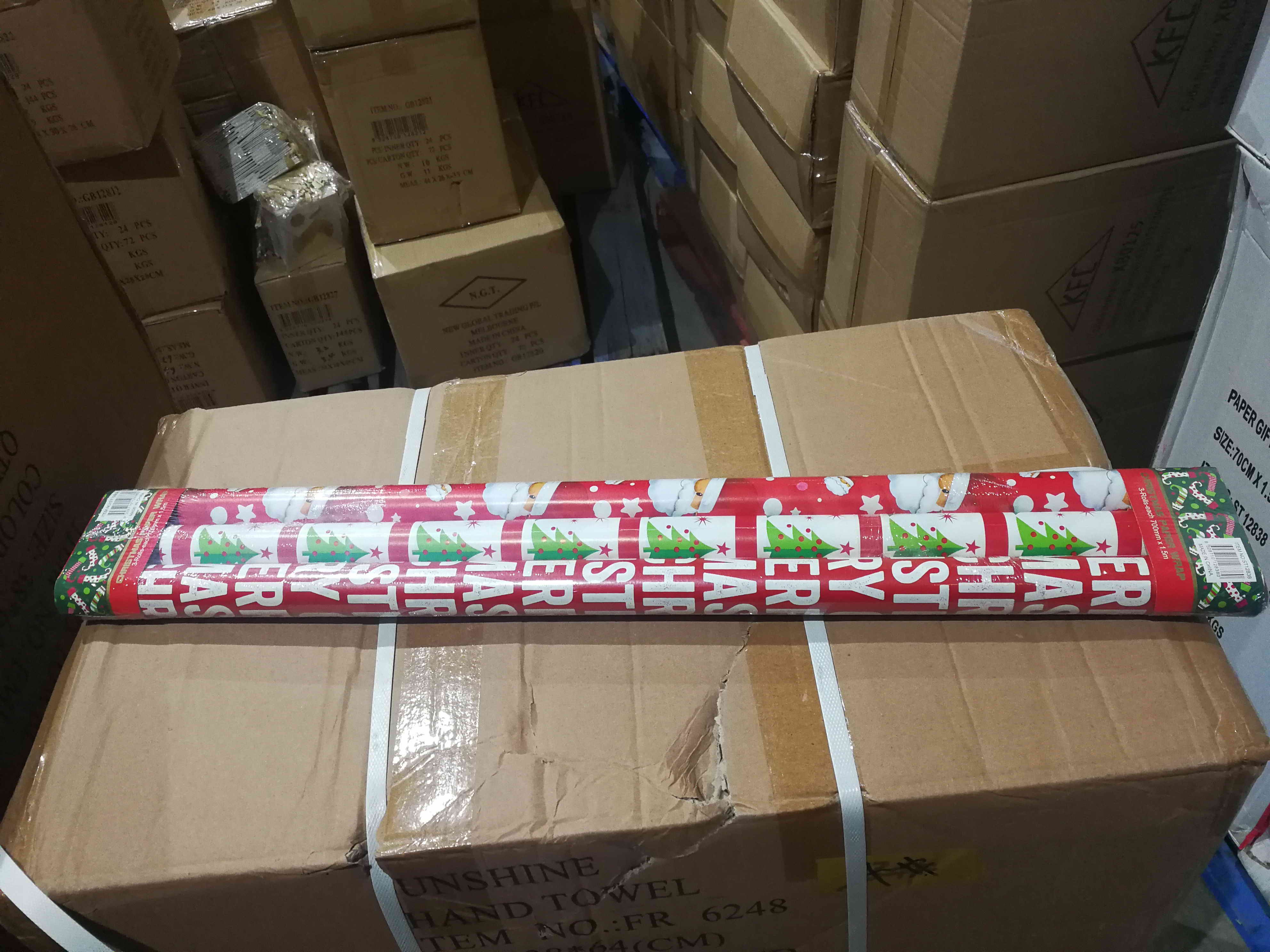 PCK3 1.5M X 70CM XMAS WRAP