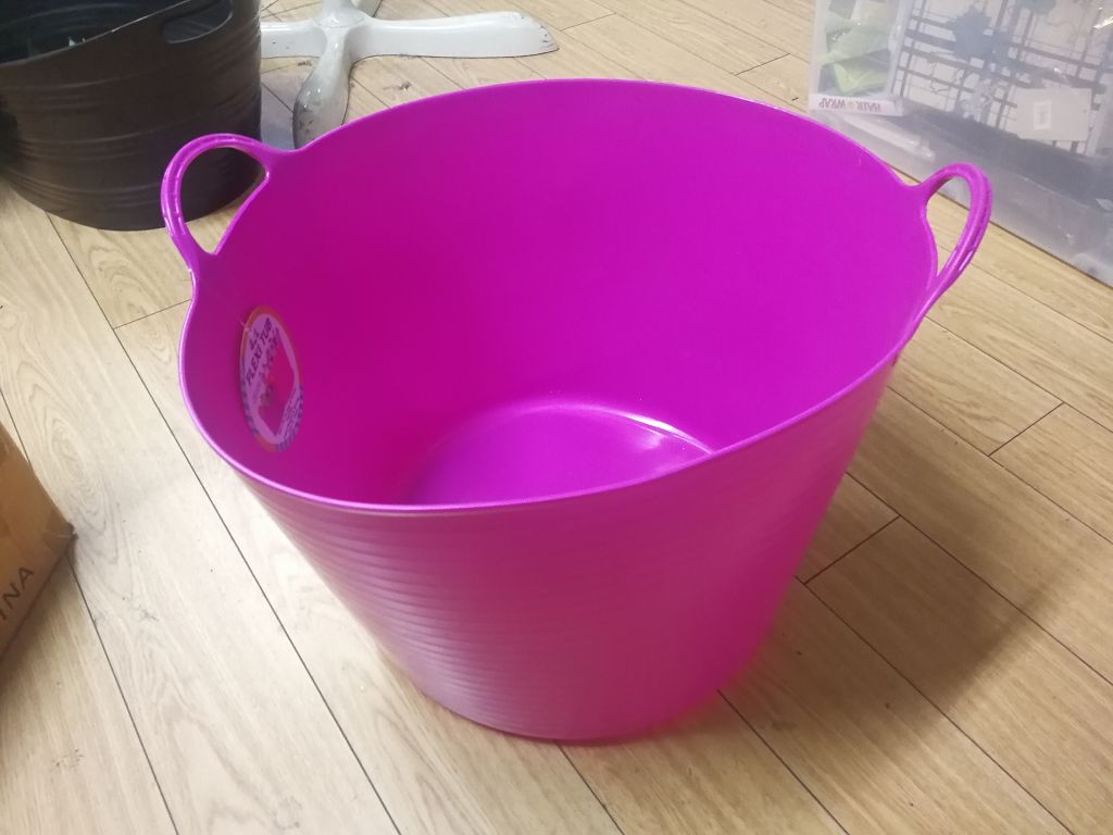 FLEXI TUB W/HANDLE 42L 3ASST