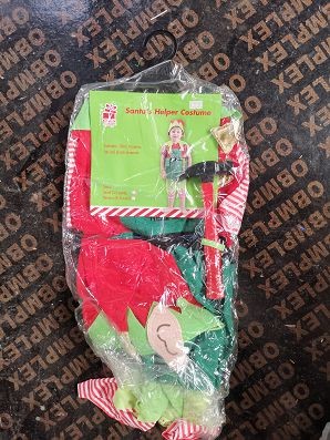 19X45, XA8643, BOYS XMAS COSTUME 2 size