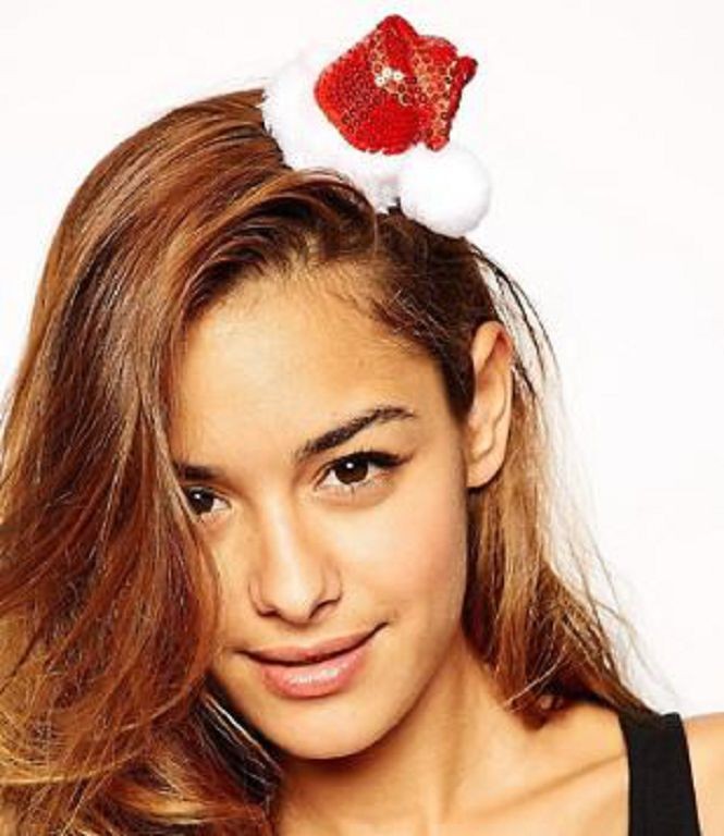 X21, XB3026, CLIP-ON MINI SANTA HAT W/SEQUINS