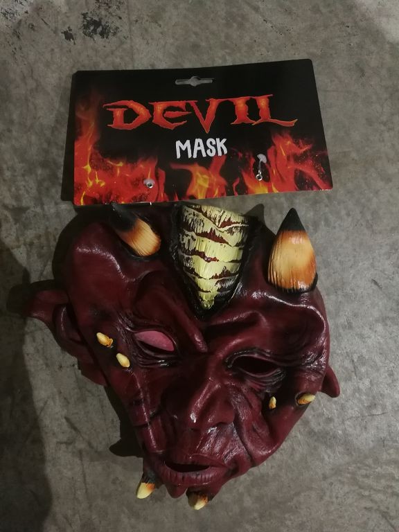 H2, DEVIL LATEX MASK ASST
