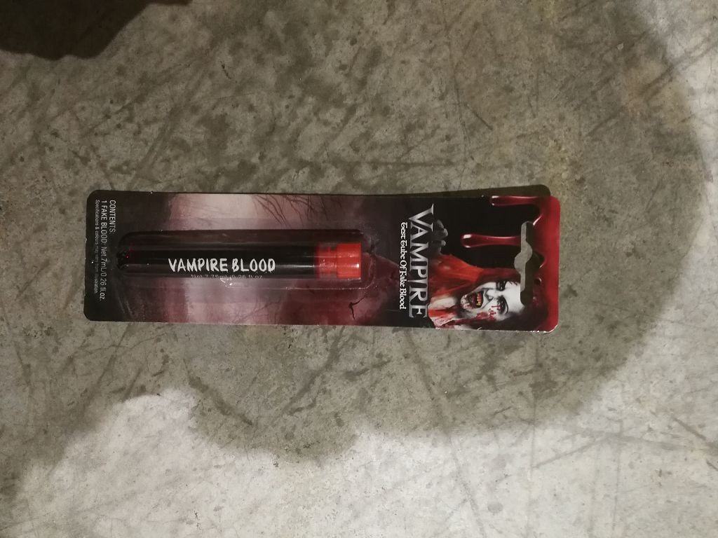 H2, TEST TUBE OF FAKE BLOOD