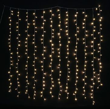 22X16, XL0647, LED CURTAIN 1.8x1.8m FLASHING WARM
