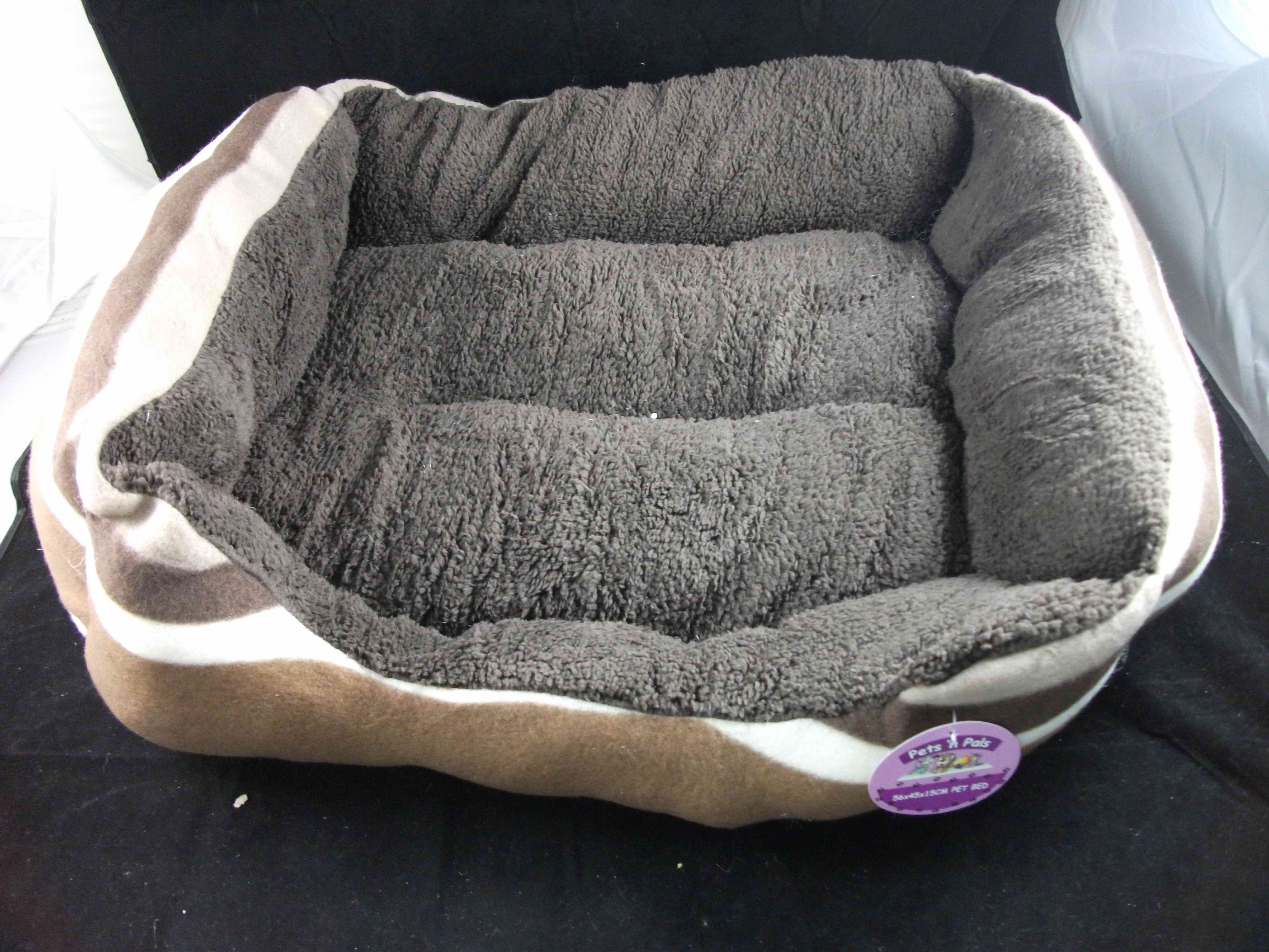 POLA FLEECE PET BED 55X55X10CM