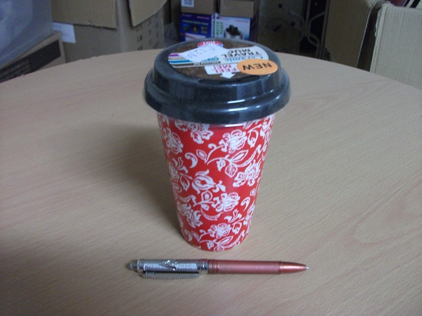 E12M,$8,Environment-friendly Coffee Cup w/lid - Floral Design, Black Lid