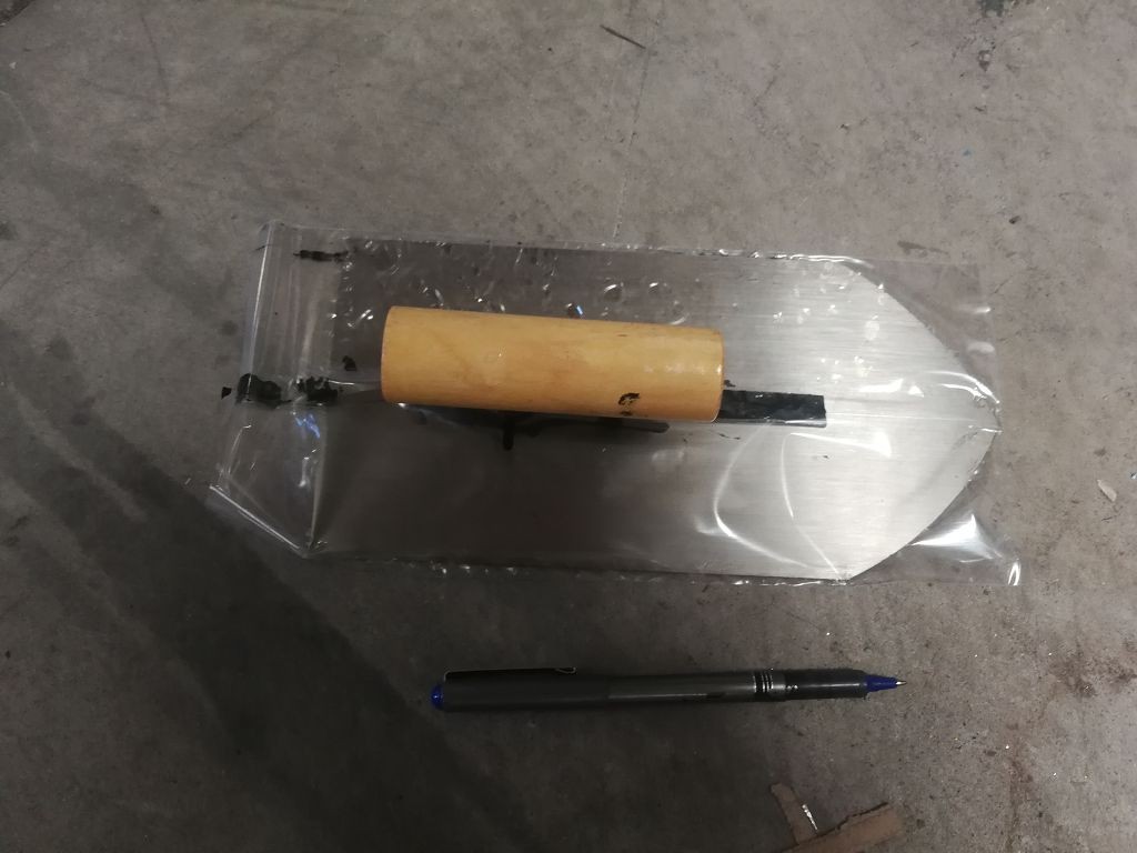 I3L, plastering trowel
