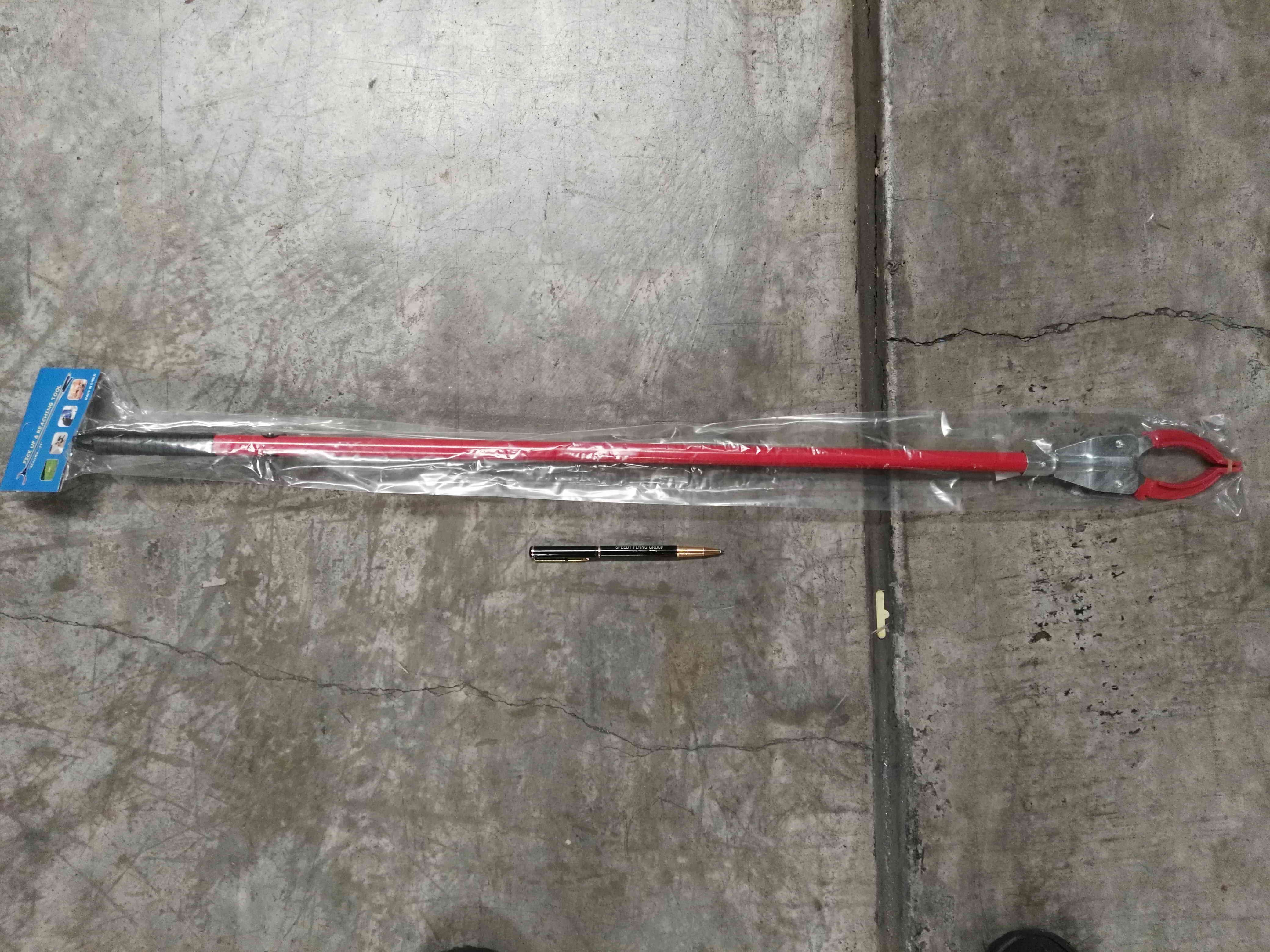A12M, 19732, long reach picker