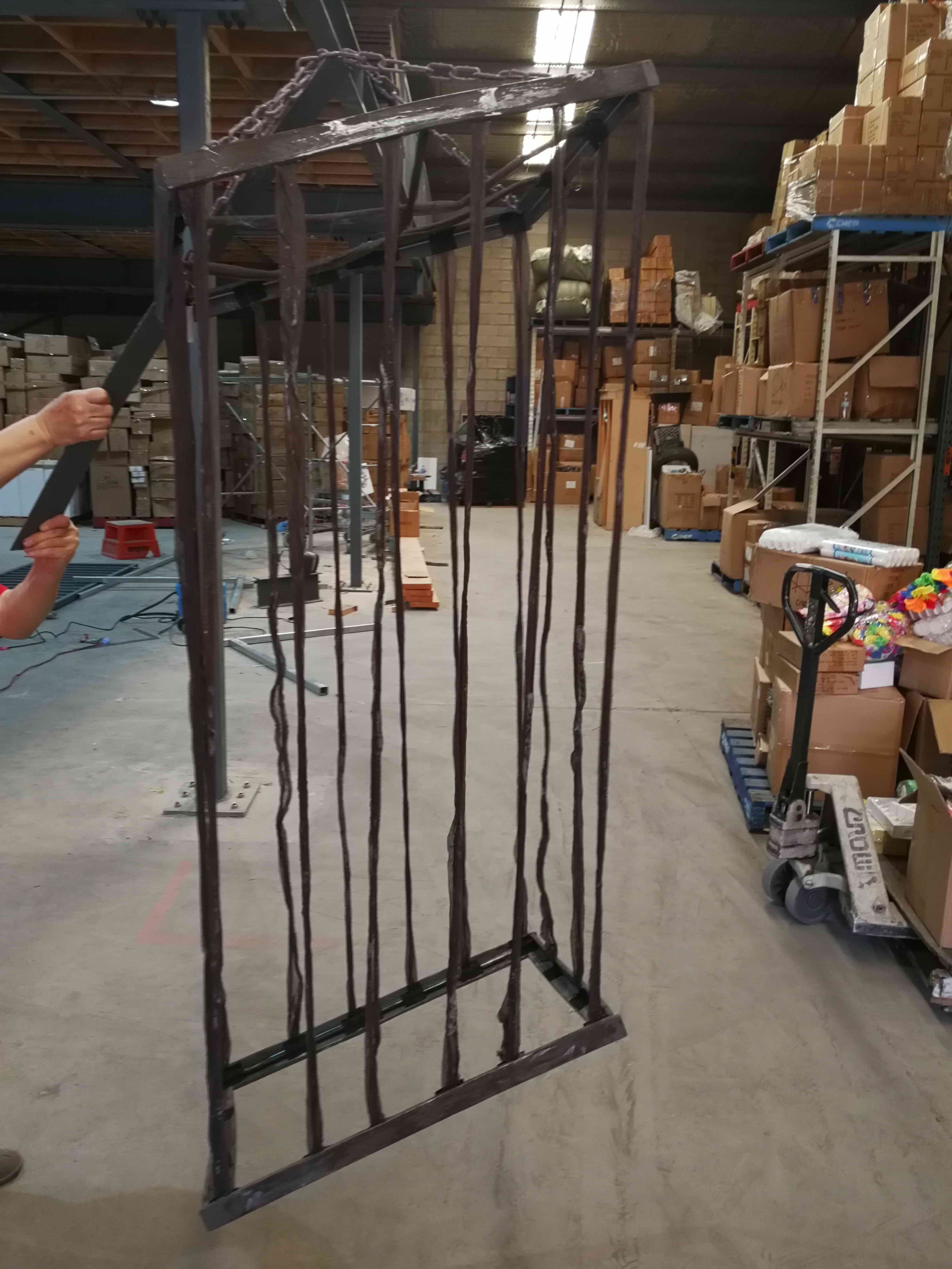 LIFE SIZE CAGE, IDEAL FOR PHOTO BOOTH 20