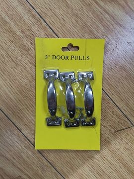 I3L, $1.5, 3 inch door pulls 3pcs