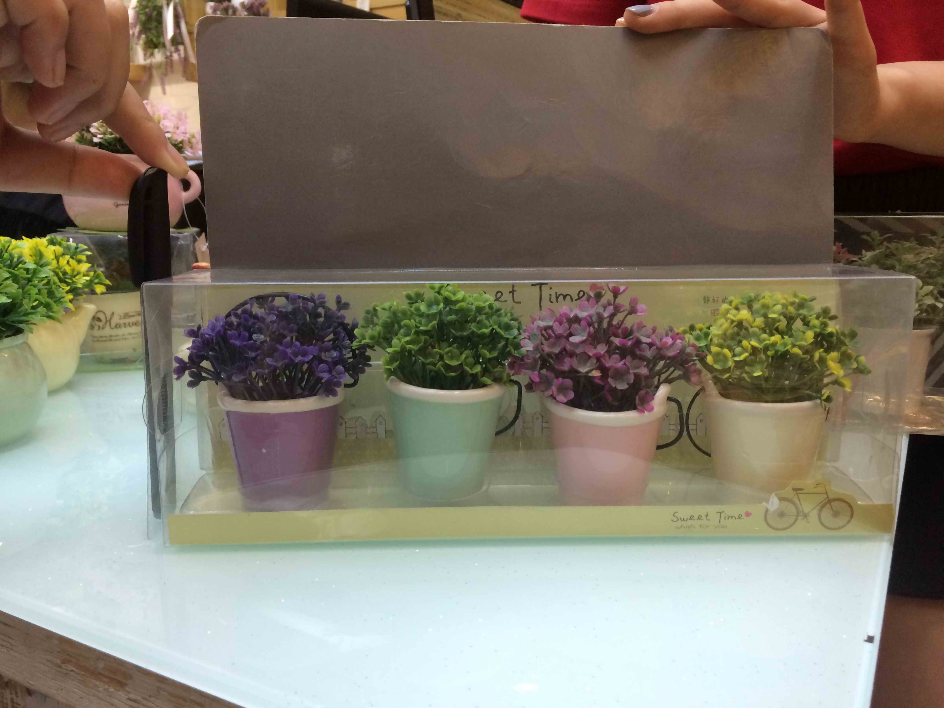 E8M, CLEARANCE, 43086, artifical potted plant 4pc