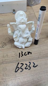 B7M, 63232, Ganesha sitting sculpture white 13cm