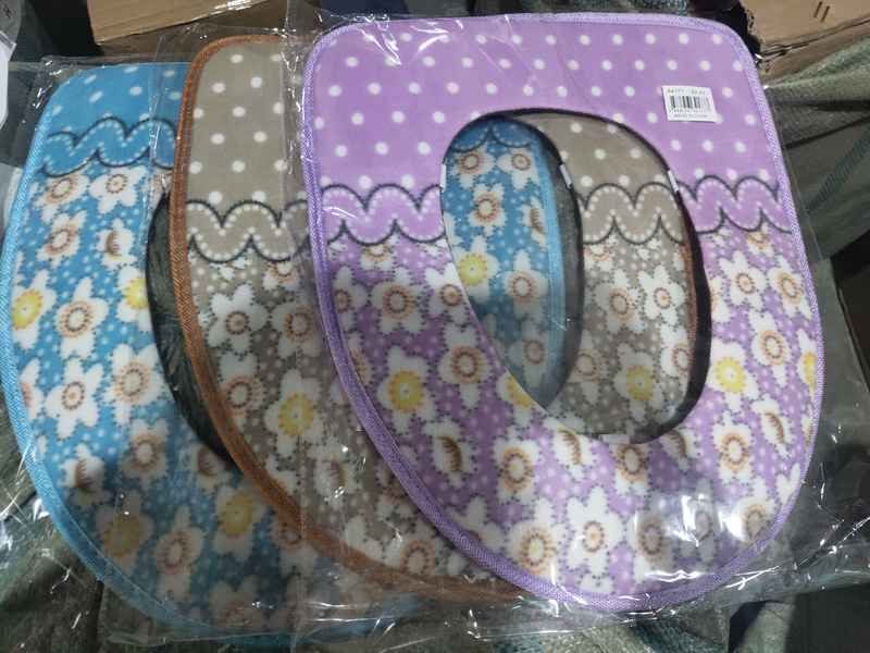 64177, winter toilet cushion flower hook & loop