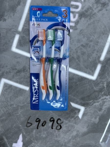 B17L, 69098, Toothbrush Kid 3PC