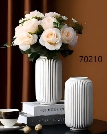 E5L, 70210, Vase 10*10*16.5cm